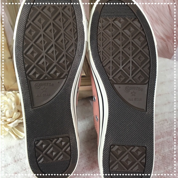 ⭐️CONVERSE | 7 Dainty Blush All Star Sneakers NEW - Picture 6 of 7